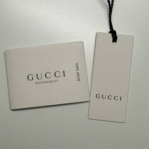 NWB | Gucci | Strawberry iPhone X/XS Case - Picture 7 of 8
